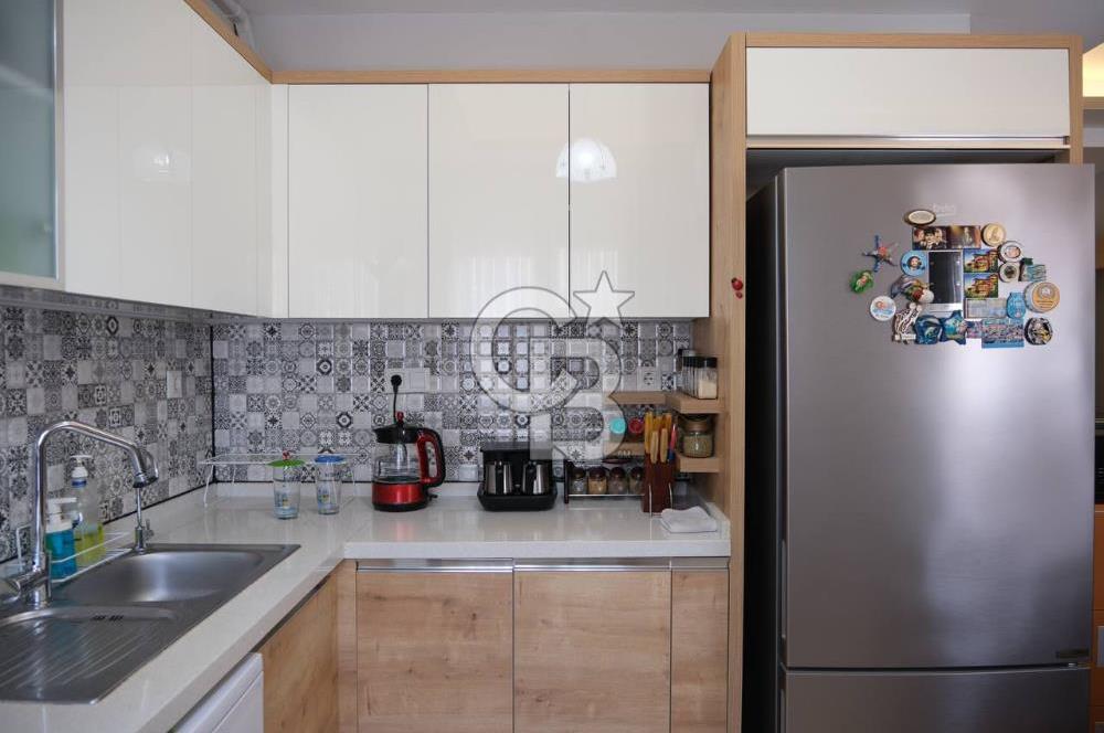 KARŞIYAKA ÖRNEKKÖY'DE SATILIK 2+1 MODERN TASARIMLI DAİRE