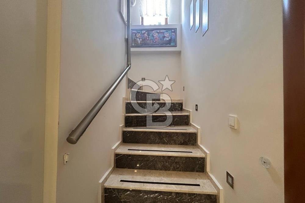 GÜRE'DE 4+1 KAPALI MUTFAKLI MASRAFSIZ SATILIK VİLLA