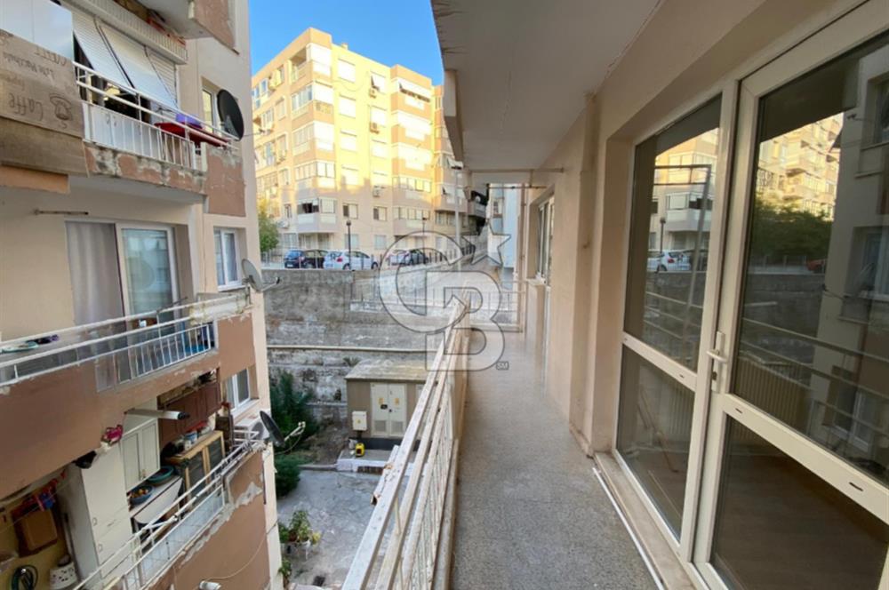ÜÇKUYULAR'DA 3+1 ARA KAT DOĞALGAZLI EŞYALI KİRALIK DAİRE