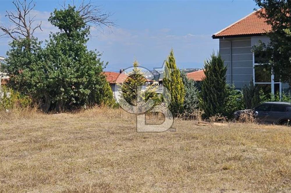 Yalova Termal Akköyde Satılık Deniz Manzaralı 587 m2 arsa!