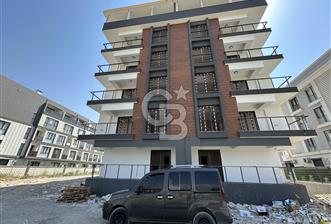 Menemen Seyrek 85 yıl Cumhuriyet Mahallesi Satılık 1+1 Daire