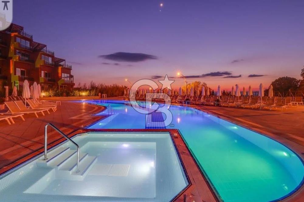 KUŞADASI RAMADA OTEL'DE SATILIK 1+0 DAİRE