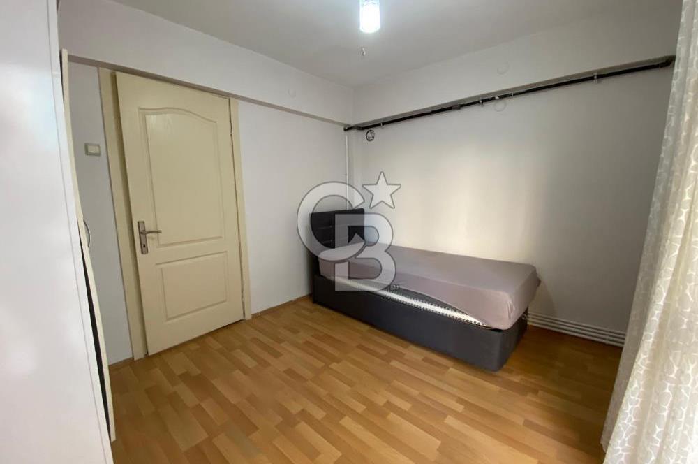 ÜÇKUYULAR'DA 3+1 ARA KAT DOĞALGAZLI EŞYALI KİRALIK DAİRE