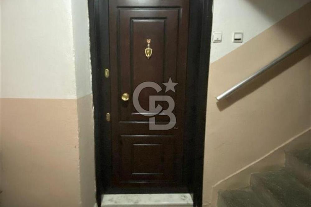 ÜÇKUYULAR'DA 3+1 ARA KAT DOĞALGAZLI EŞYALI KİRALIK DAİRE