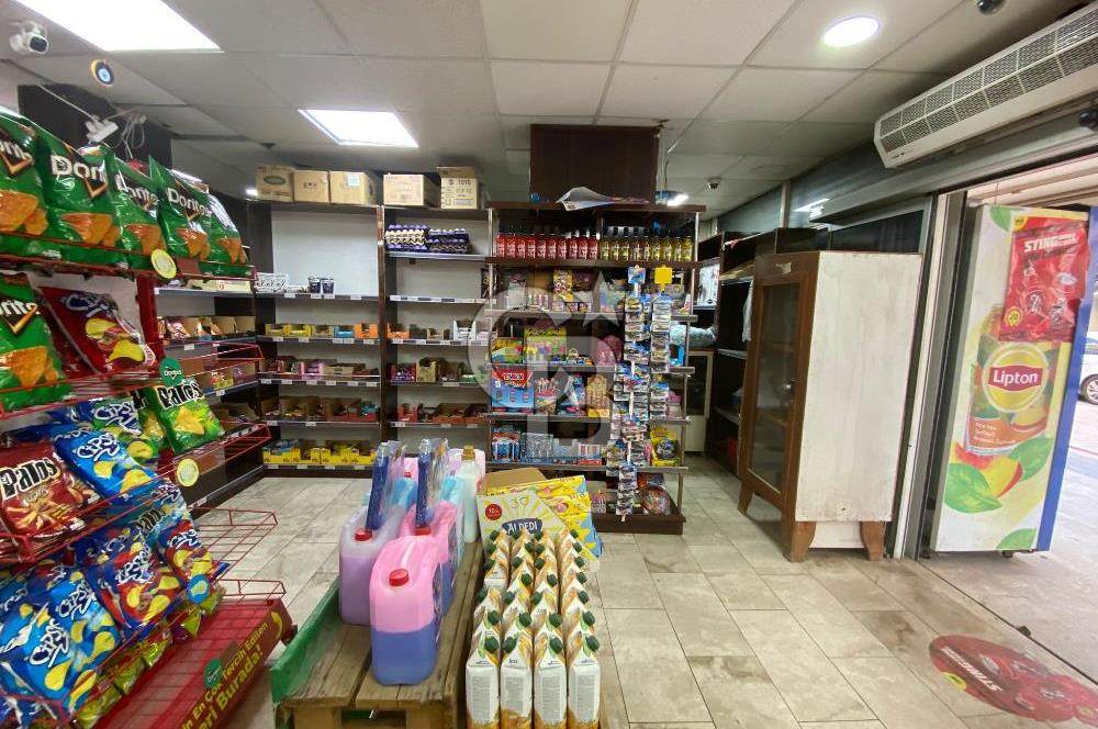 KARŞIYAKA BAHÇELİEVLER'DE YÜKSEK CİROLU DEVREN KİRALIK DÜKKAN