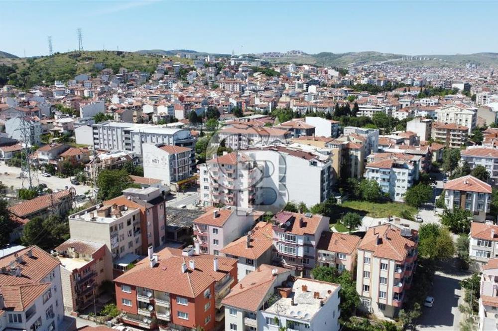CB KiNG'DEN NEF'E YAKIN CADDE ÜZERİNDE EŞYALI 1+1 SATILIK DAİRE
