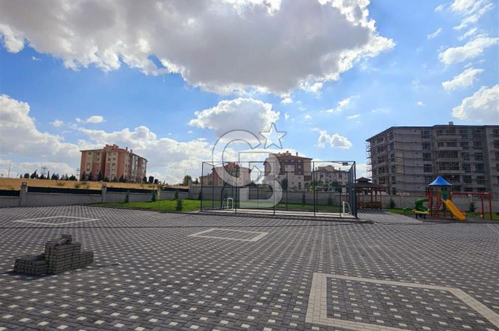 GÖLBAŞI EYMİR MAHALLESİNDE SİTE İÇERİSİNDE SIFIR 1+1 SATILIK DAİRE