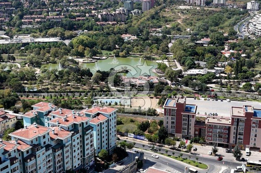 BAHÇEŞEHİR UPHİLL'DE 1100 M2 HAVUZLU, ÖZEL BAHÇELİ MALİKANE