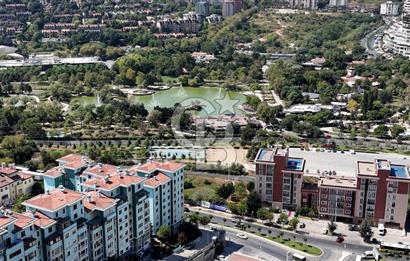 BAHÇEŞEHİR UPHİLL'DE 1100 M2 HAVUZLU, ÖZEL BAHÇELİ MALİKANE