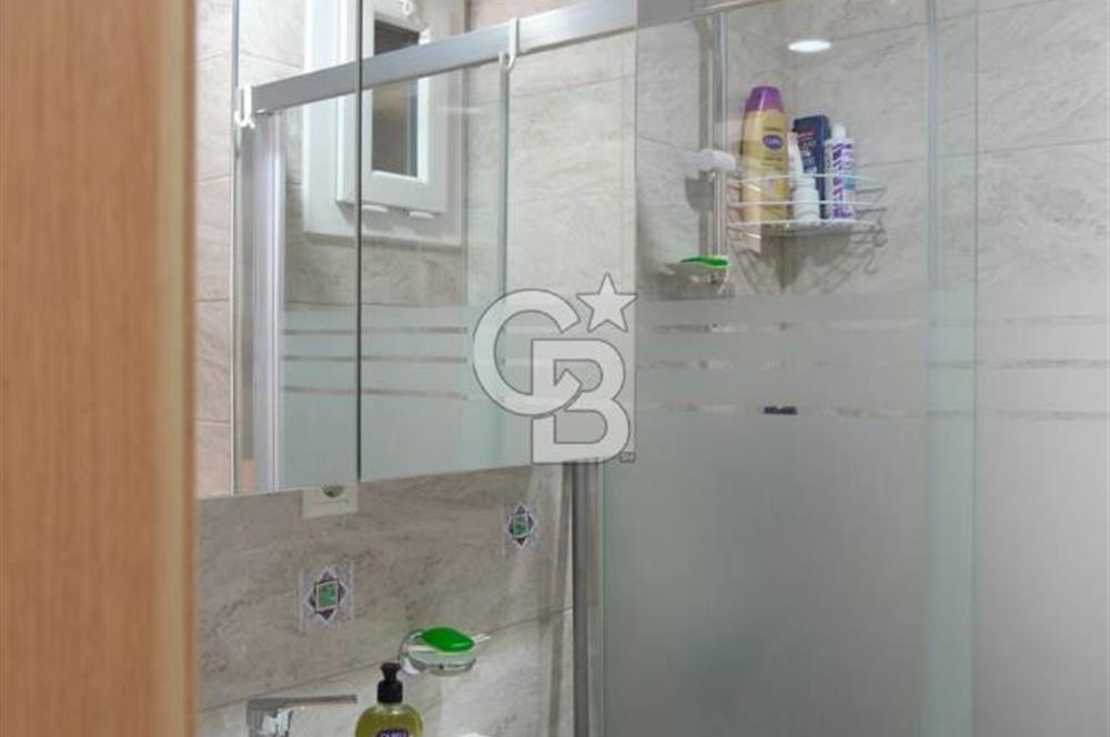KARŞIYAKA ÖRNEKKÖY'DE SATILIK 2+1 MODERN TASARIMLI DAİRE