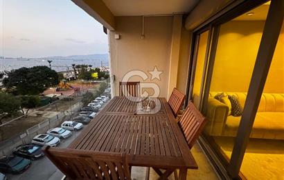 İzmir Karataşta 1.Sınıf Tadilatlı Deniz Manzaralı ve Otoparklı