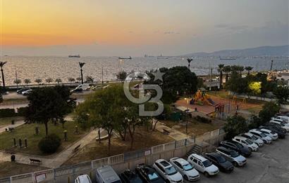 İzmir Karataşta 1.Sınıf Tadilatlı Deniz Manzaralı ve Otoparklı