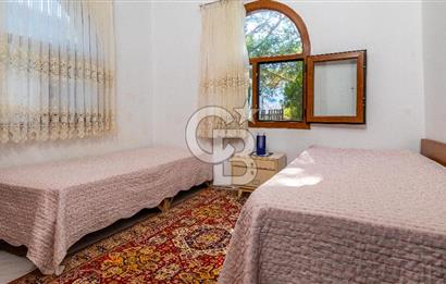 KARABURUN İSKELEDE SATILIK VİLLA