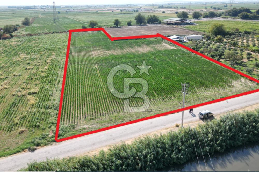 MENEMEN ULACAKTA OTOYOLA YAKIN KONUMDA 14.386m2 TARLA