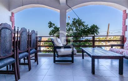 KARABURUN İSKELEDE SATILIK VİLLA