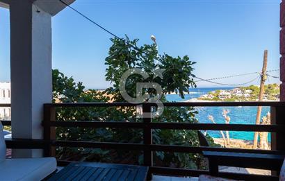 KARABURUN İSKELEDE SATILIK VİLLA