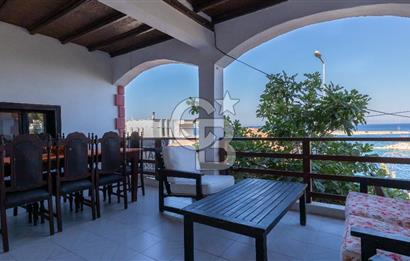KARABURUN İSKELEDE SATILIK VİLLA