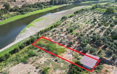 MENEMEN SÜLEYMANLIDA GEDİZ NEHRİ KENARINDA 571M2 HOBİ BAHÇELİ EV
