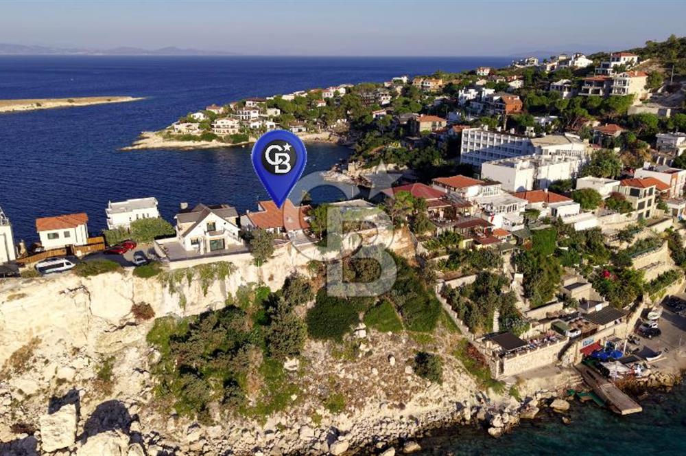 KARABURUN İSKELEDE SATILIK VİLLA