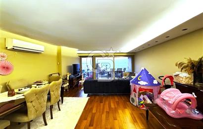 İzmir Karataşta 1.Sınıf Tadilatlı Deniz Manzaralı ve Otoparklı