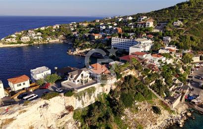 KARABURUN İSKELEDE SATILIK VİLLA