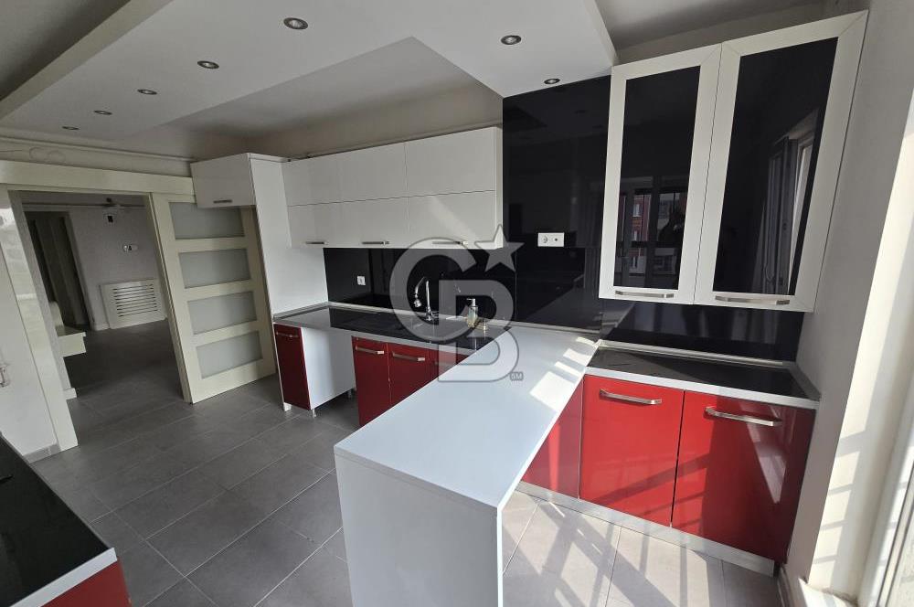 ÇAKIRLAR GÖBEK'TE EBEVEYN BANYOLU, KİLERLİ KİRALIK 4+1 DAİRE
