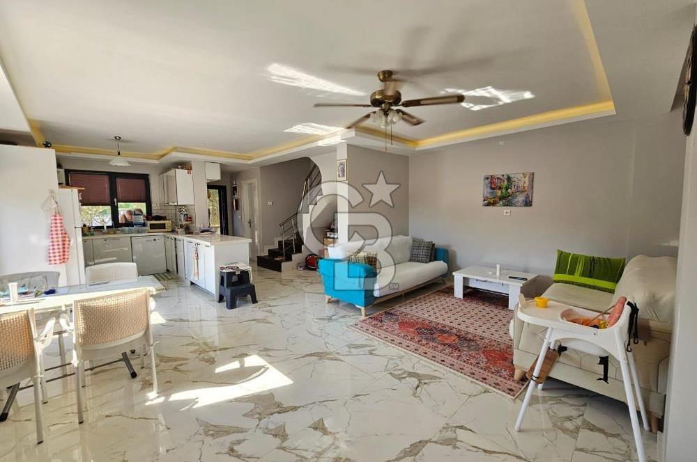 Ayvalık Sarımsaklıda Köşe Konumlu 3+1 Villa