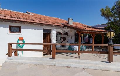 KARABURUN İSKELEDE SATILIK VİLLA