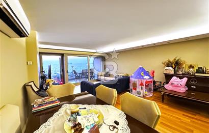 İzmir Karataşta 1.Sınıf Tadilatlı Deniz Manzaralı ve Otoparklı