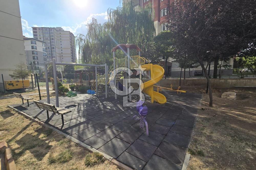 ÇAKIRLAR GÖBEK'TE EBEVEYN BANYOLU, KİLERLİ KİRALIK 4+1 DAİRE