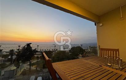 İzmir Karataşta 1.Sınıf Tadilatlı Deniz Manzaralı ve Otoparklı