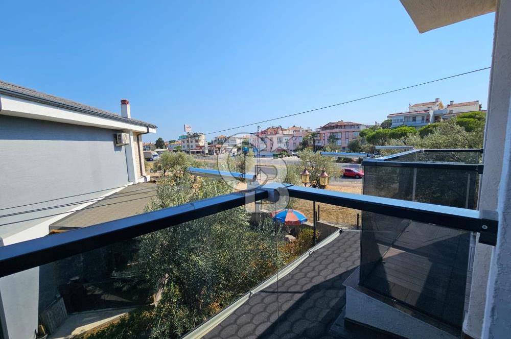 Ayvalık Sarımsaklıda Köşe Konumlu 3+1 Villa