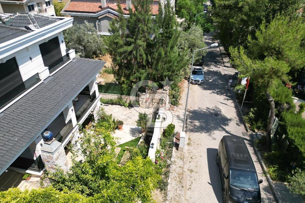 Bornova Evka3 Satılık 5+2 Villa