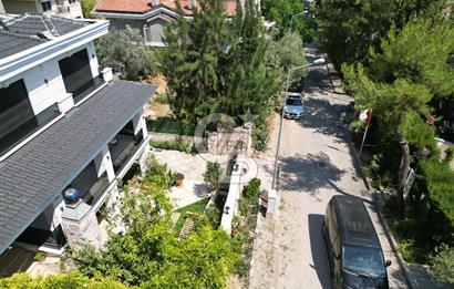 Bornova Evka3 Satılık 5+2 Villa