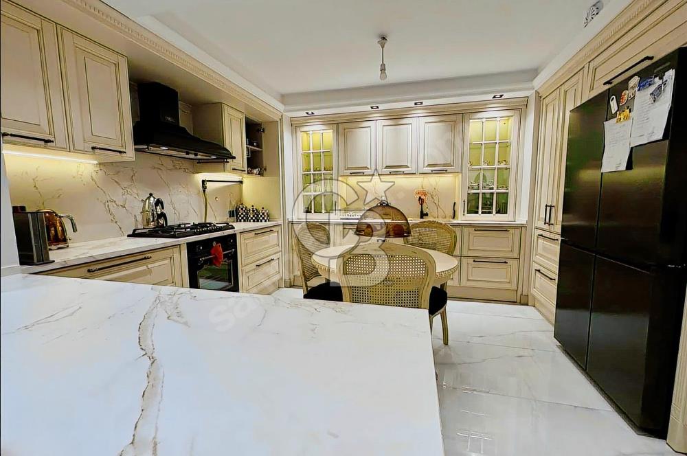 Bornova Evka3 Satılık 5+2 Villa
