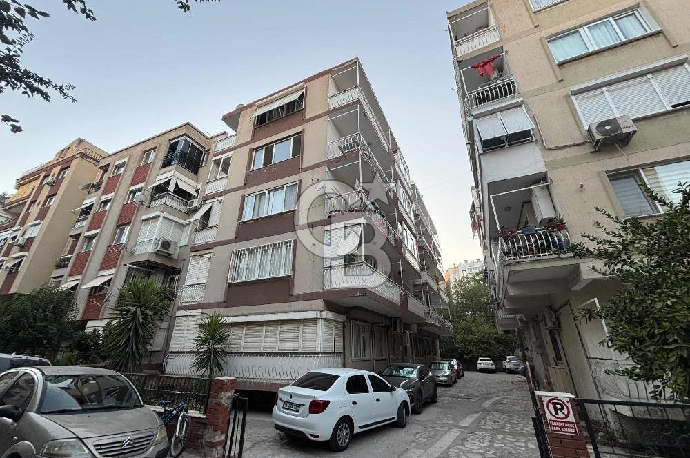 Karşıyaka, Tersane Mahallesinde 2+1 Satılık Daire 