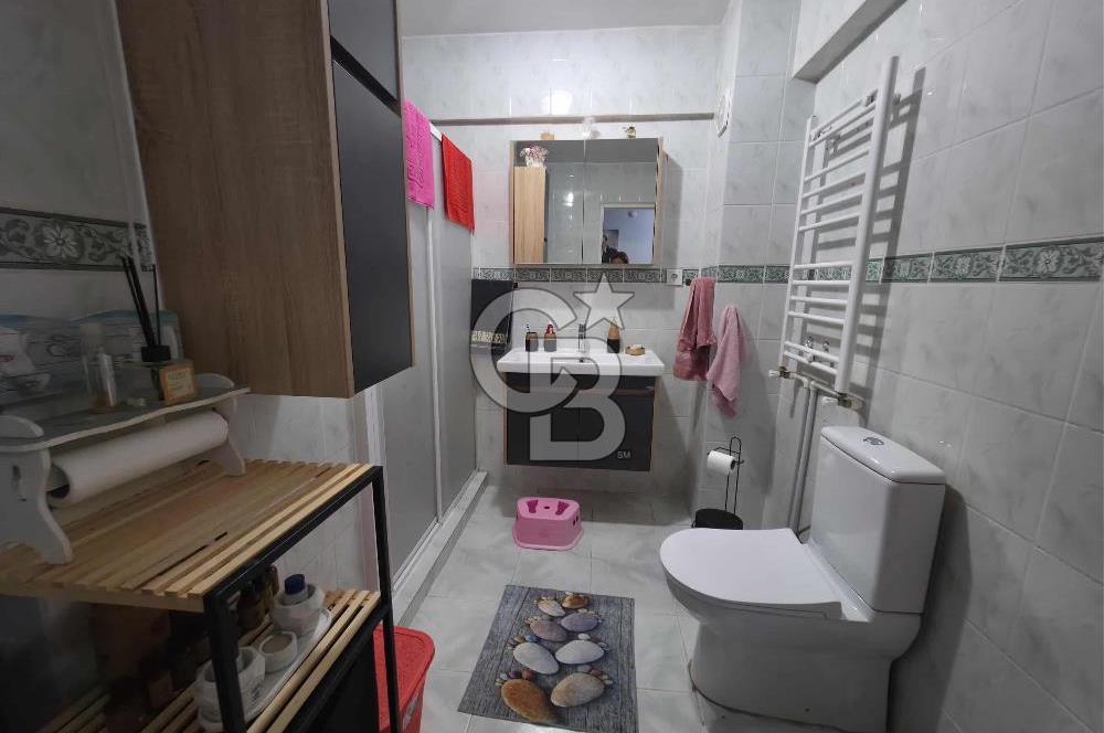 Karşıyaka, Tersane Mahallesinde 2+1 Satılık Daire 