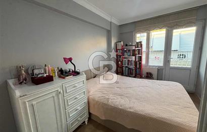 Karşıyaka, Tersane Mahallesinde 2+1 Satılık Daire 