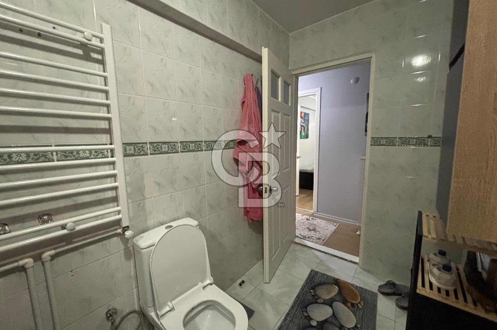 Karşıyaka, Tersane Mahallesinde 2+1 Satılık Daire 