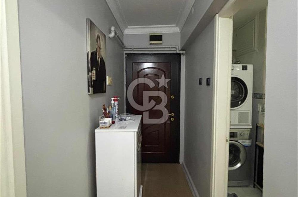 Karşıyaka, Tersane Mahallesinde 2+1 Satılık Daire 