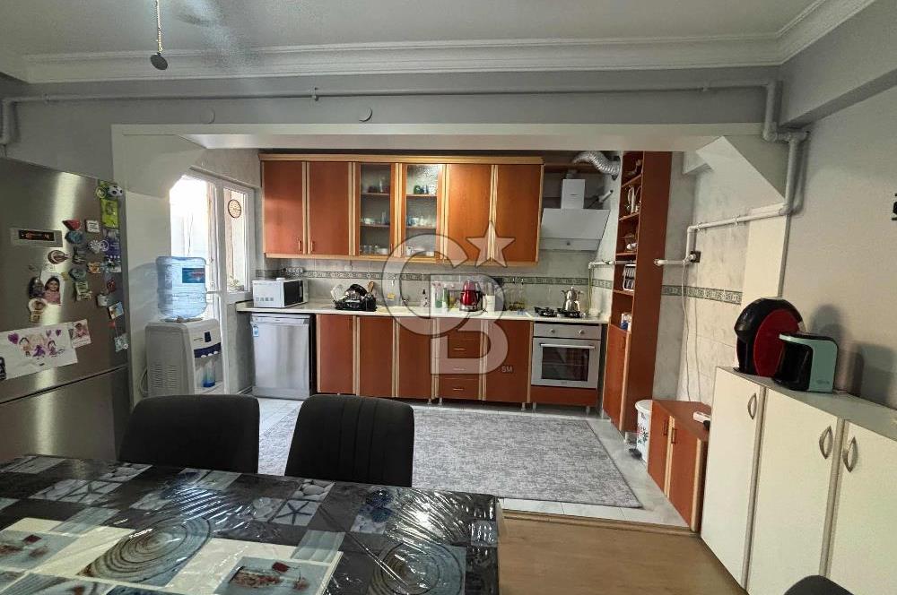 Karşıyaka, Tersane Mahallesinde 2+1 Satılık Daire 