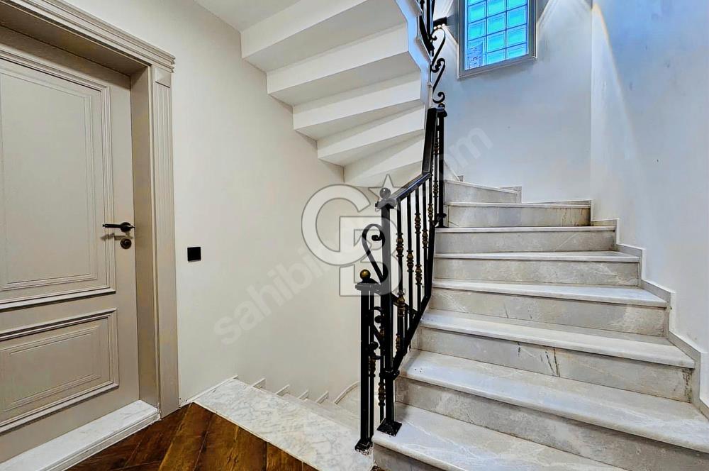 Bornova Evka3 Satılık 5+2 Villa