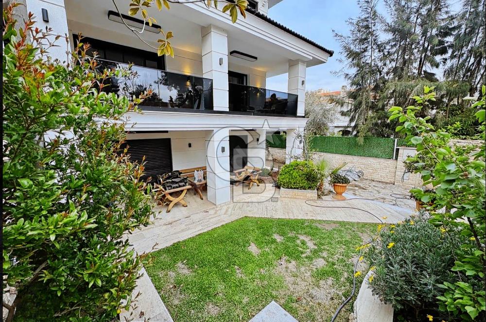Bornova Evka3 Satılık 5+2 Villa