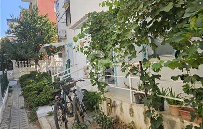 SIFIR AYARINDA, TADİLATLI 2+1 DAİRE - YENİ FOÇA HAVVA HANIM SİTESİ 