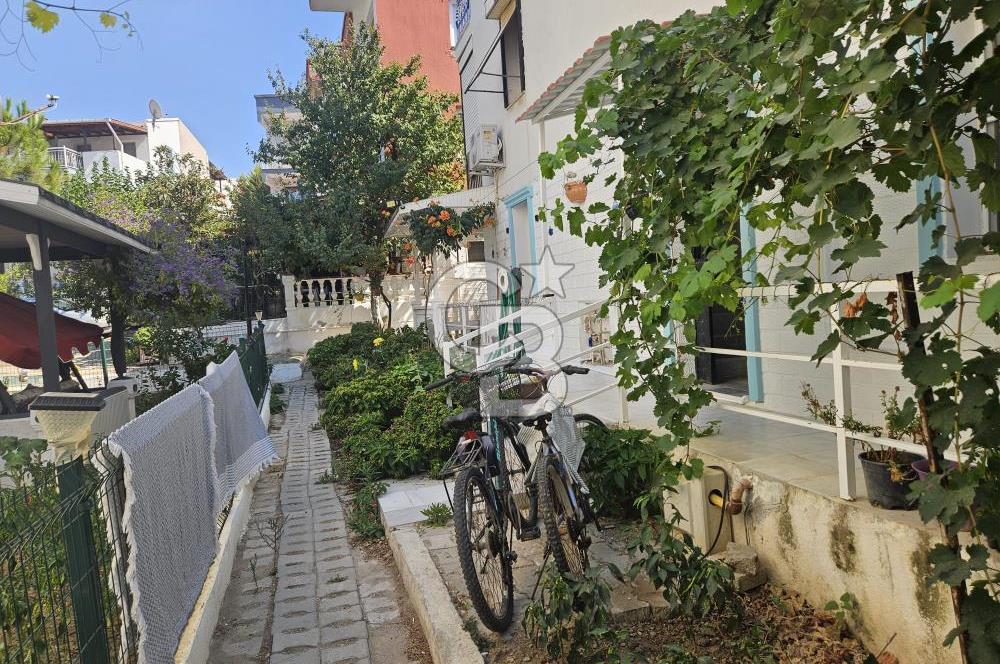 SIFIR AYARINDA, TADİLATLI 2+1 DAİRE - YENİ FOÇA HAVVA HANIM SİTESİ 
