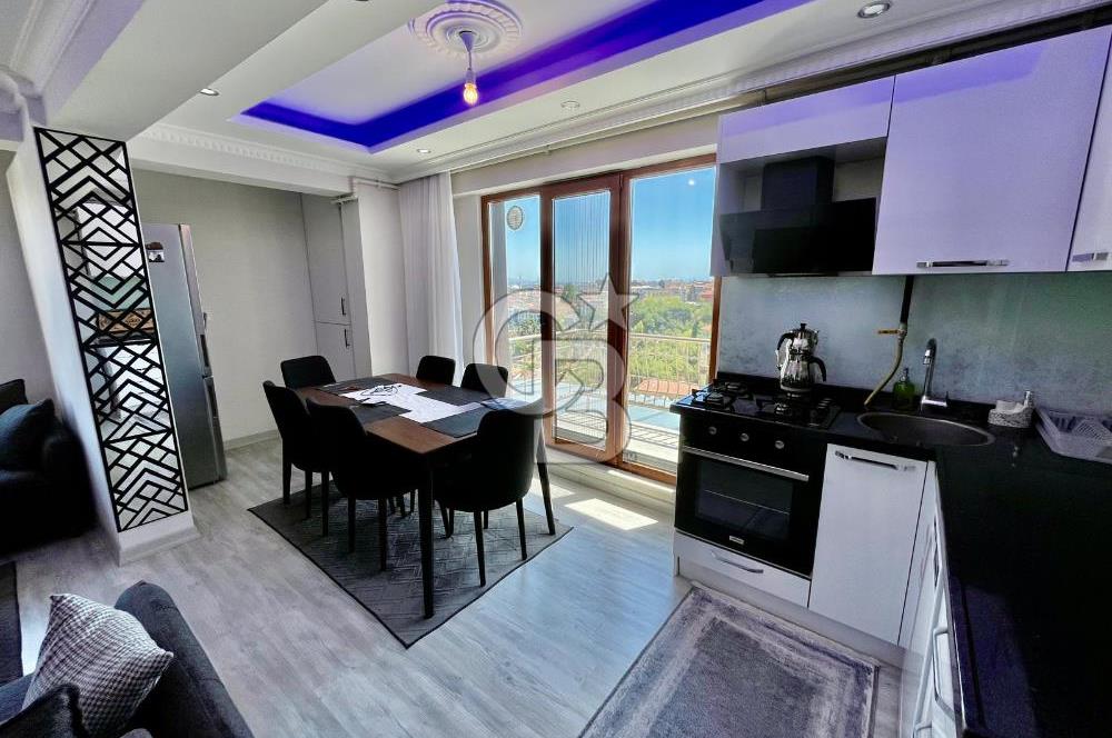 Rami Panaroma Sitesinde Haliç Manzaralı Teraslı Dubleks Daire