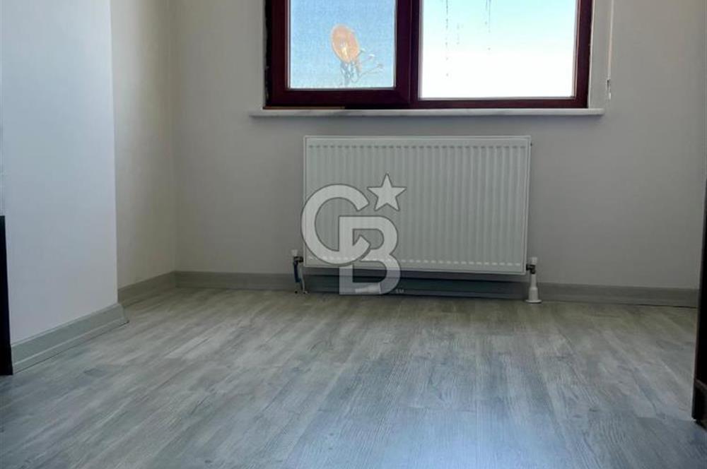 Rami Panaroma Sitesinde Haliç Manzaralı Teraslı Dubleks Daire