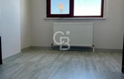 Rami Panaroma Sitesinde Haliç Manzaralı Teraslı Dubleks Daire