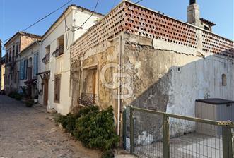 Cunda'da Satılık Çift Parselli Fırsat Mülk