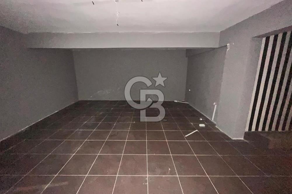 Buca Dumlupınar'da Cadde Üzerinde Köşe Dükkan